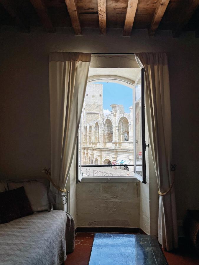 Aux Arenes Apartment